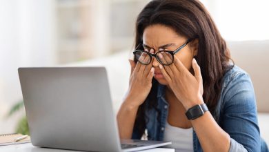 Trabalha o dia todo em frente ao computador Sua visão pode estar em risco